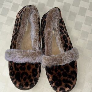 Leopard Print Faux Fur Women's Slippers
